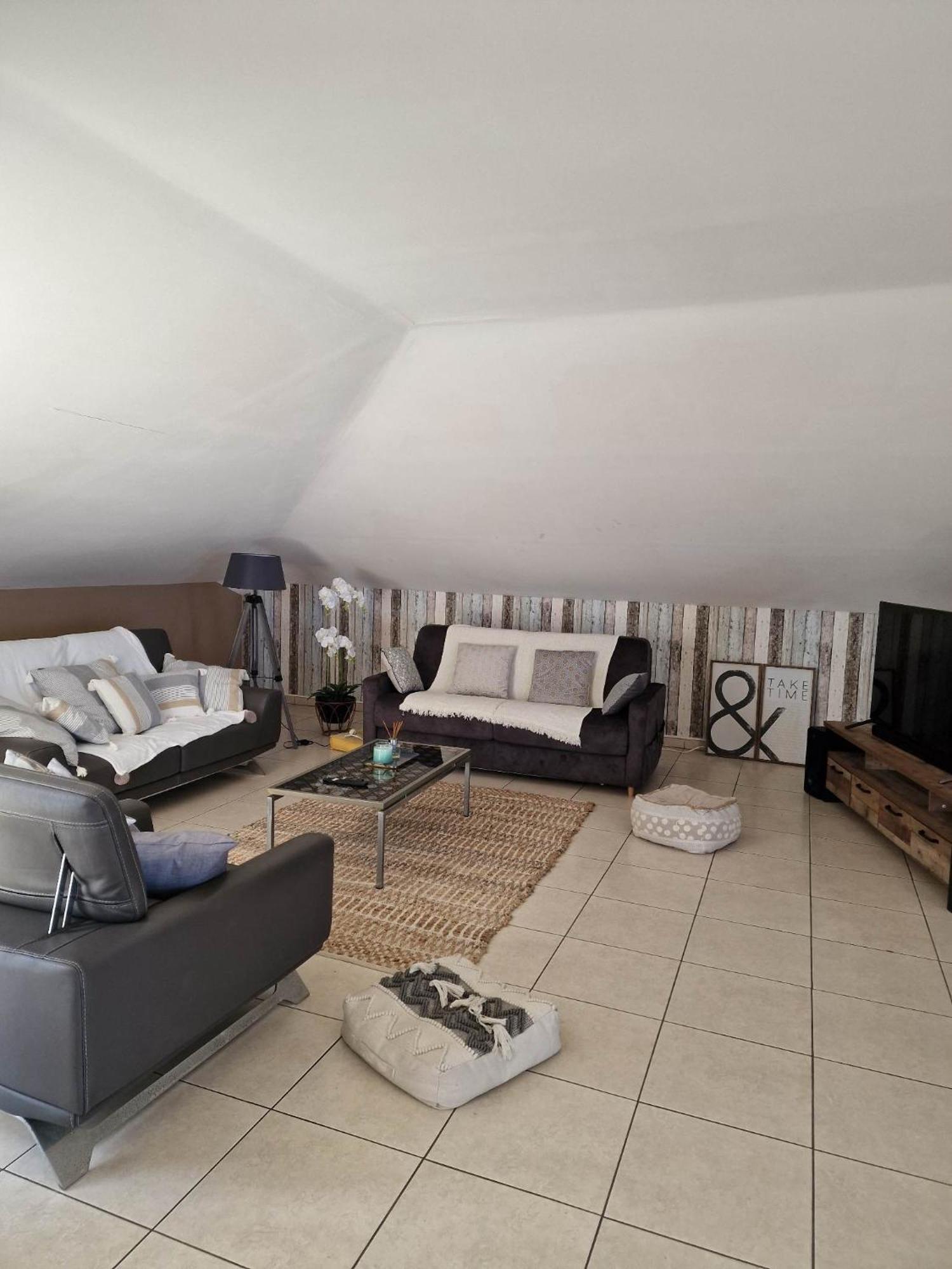 Appartement Villa Sur Le Toit, Vue Mer Saint-Gilles-les Bains Eksteriør bilde