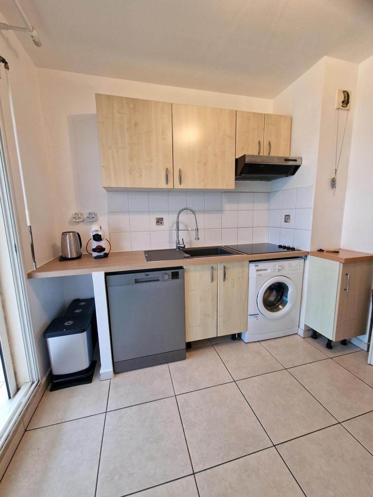 Appartement Villa Sur Le Toit, Vue Mer Saint-Gilles-les Bains Eksteriør bilde