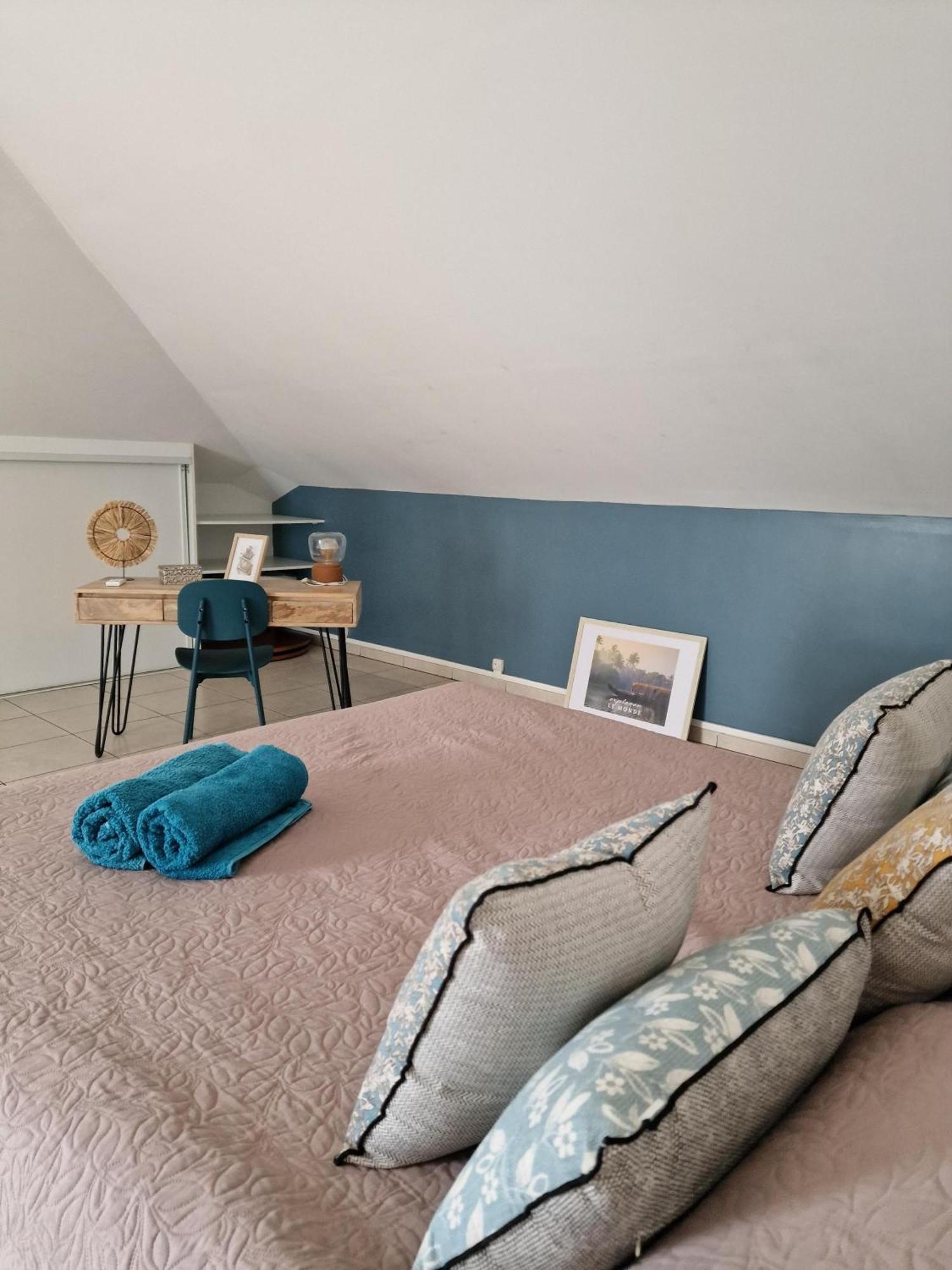 Appartement Villa Sur Le Toit, Vue Mer Saint-Gilles-les Bains Eksteriør bilde