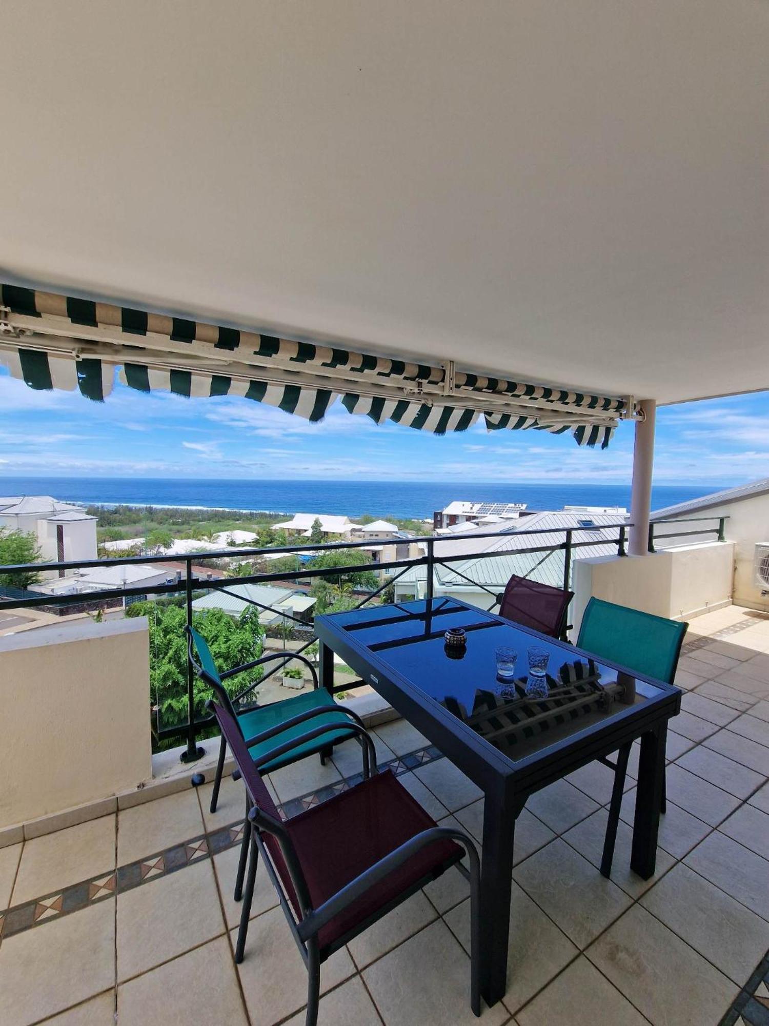 Appartement Villa Sur Le Toit, Vue Mer Saint-Gilles-les Bains Eksteriør bilde